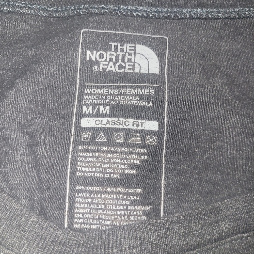 The North Face Gray Sweatshirt with Pink Logo Front and Cropped Sleeves Size M - Picture 6 of 6